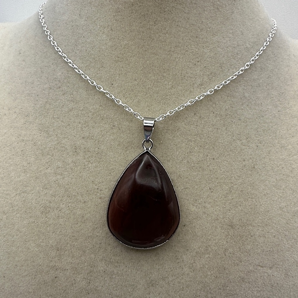 Red Tiger’s Eye Pendant Necklace on Silver Plated Box Chain - Picture 1 of 10